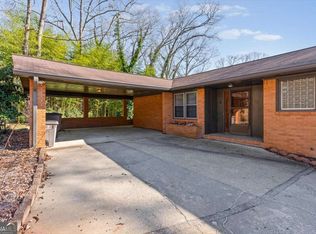 5 Ridgewood Dr, Cartersville, GA 30120