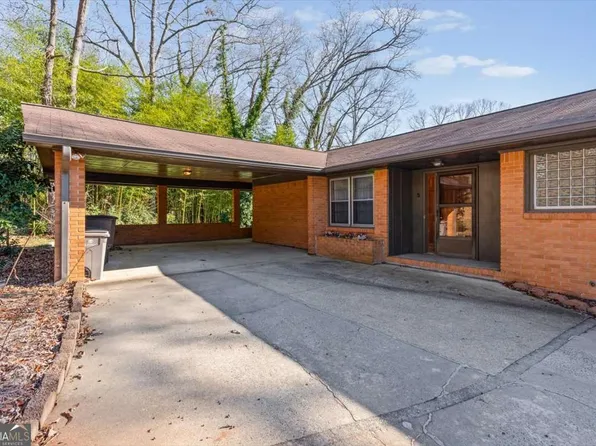 5 Ridgewood Dr, Cartersville, GA 30120