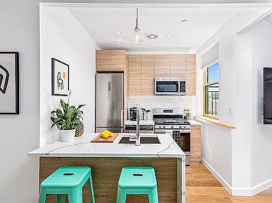2nd image of 635 Sterling Pl #4G