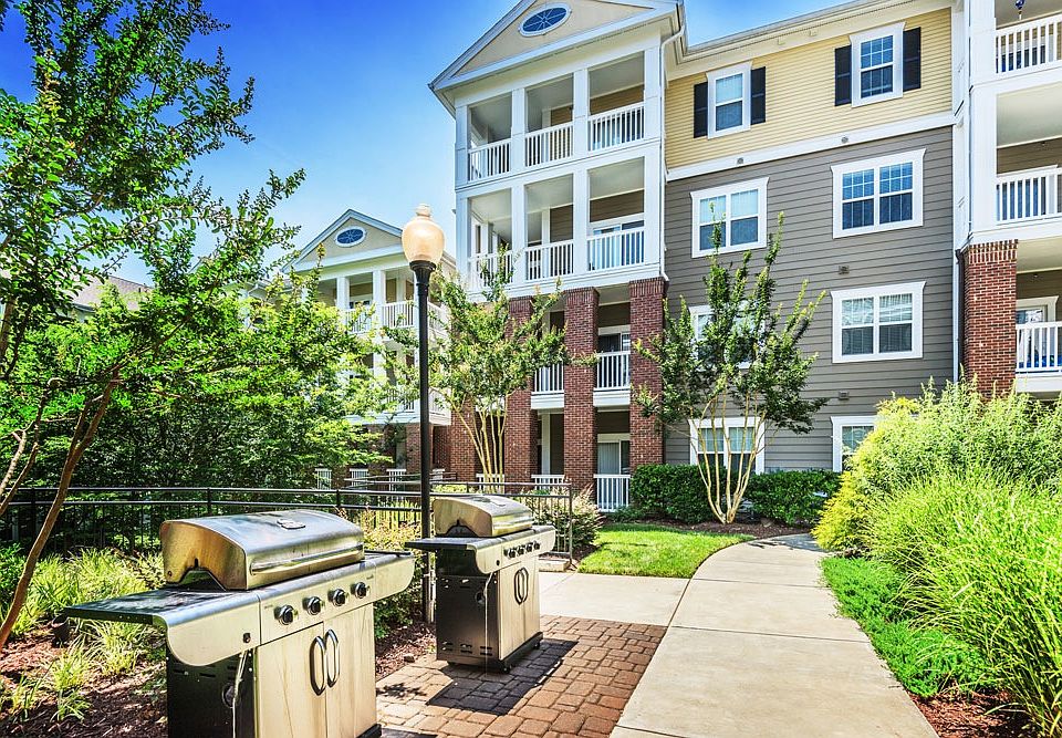 2nd image of 4021 Bella Park Trl APT 202