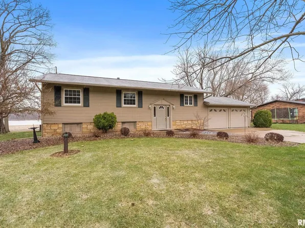 14029 78th Ave W, Taylor Ridge, IL 61284