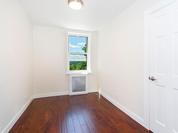 5th image of 5565 Netherland Ave APT 5D