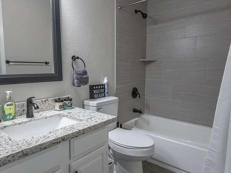 3412 Coastal Dr — Photo 4