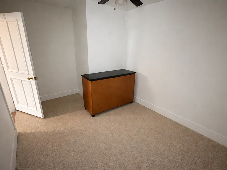 2519 Genesee St #3 — Photo 7