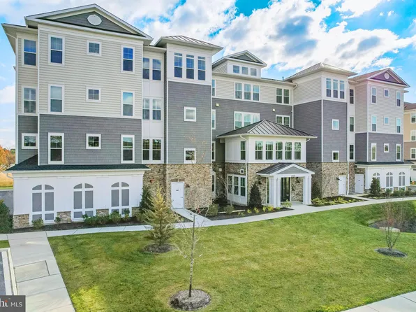 111 Marshgrass Way #42, Chester, MD 21619