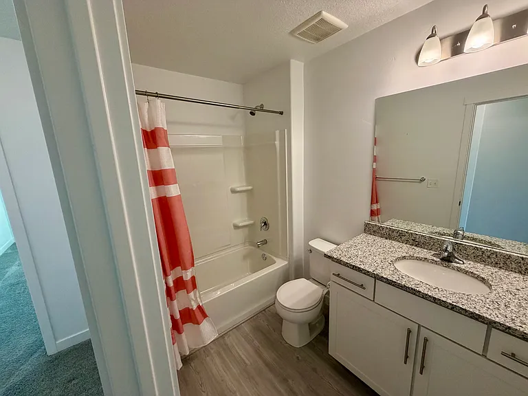1477 E 3125 N — Photo 22