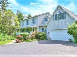 98 Montfort Rd, Wappingers Falls, NY 12590