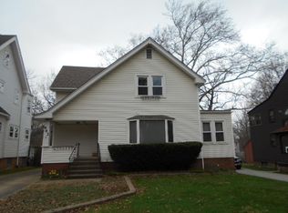 962 Roanoke Rd, Cleveland Heights, OH 44121
