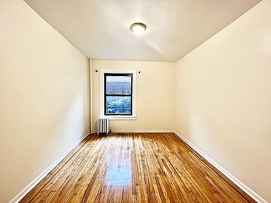 4th image of 32-50 93rd St #B5