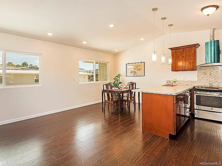 1694 Hooia St #2A — Photo 8