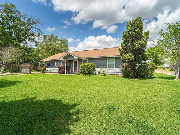 2nd image of 7833 Almeda Genoa Rd