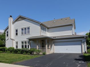 2888 Falling Waters Dr, Lindenhurst, IL 60046