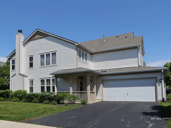 2888 Falling Waters Dr, Lindenhurst, IL 60046