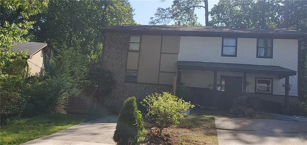 2 bed, 1.5 bath, 1080 sqft, $1,500 — Photo 2