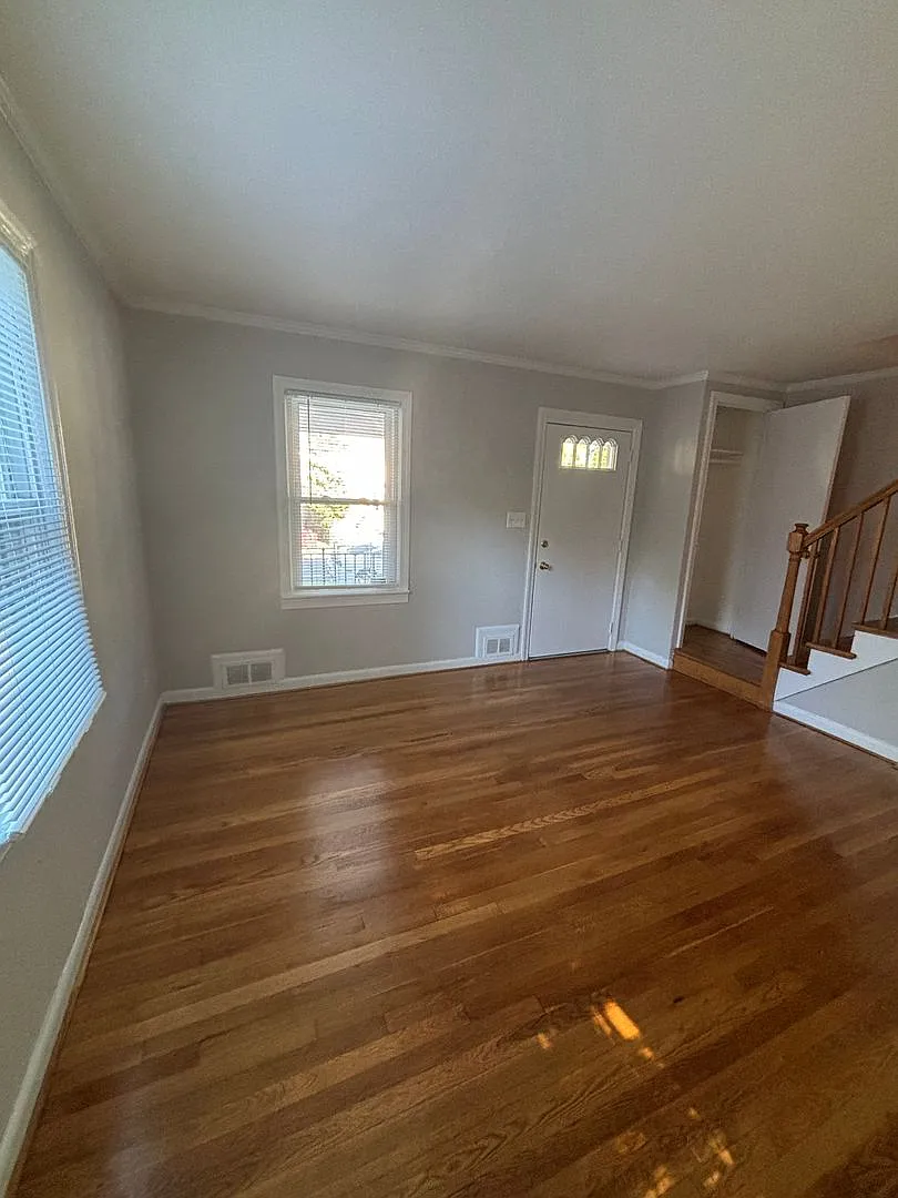 Alexandria/Huntington Metro - 2856 Fairhaven Avenue - $2,620.00 — Photo 3