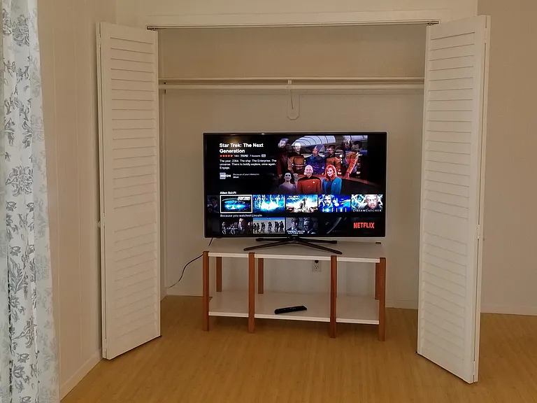 enormous 52" samsung TV included