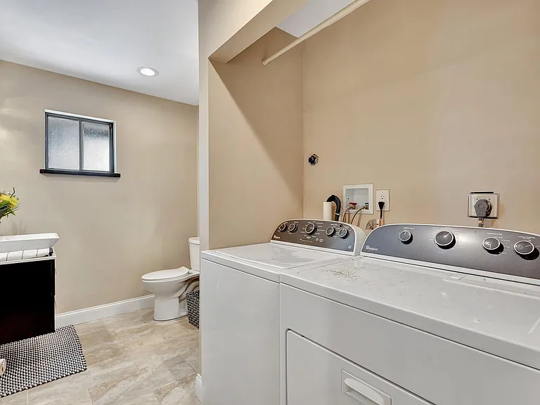 5446 Reynolds Rd — Photo 16