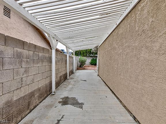 5th image of 4624 Kathleen Ct