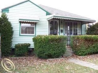 1543 Euclid St, Lincoln Park, MI 48146