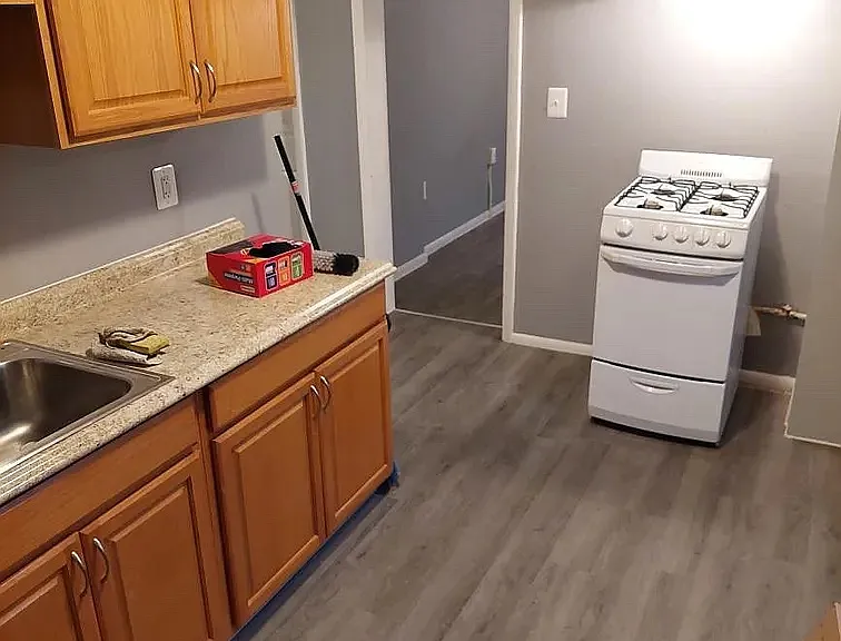 1602 Elmtree St #1 — Photo 1