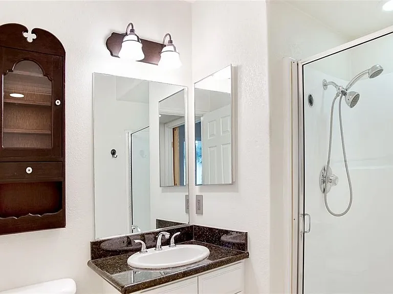 5049 Los Morros Way — Photo 13