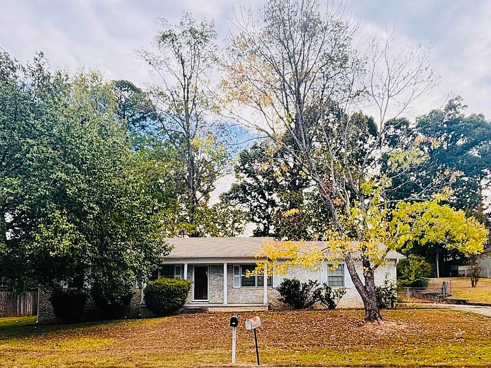 1st image of 2017 E Lakeview Dr