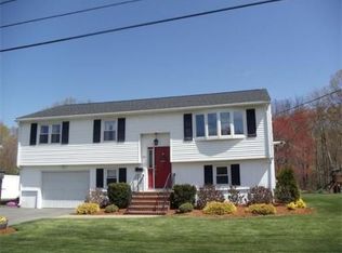 119 Woodburn Dr, Methuen, MA 01844