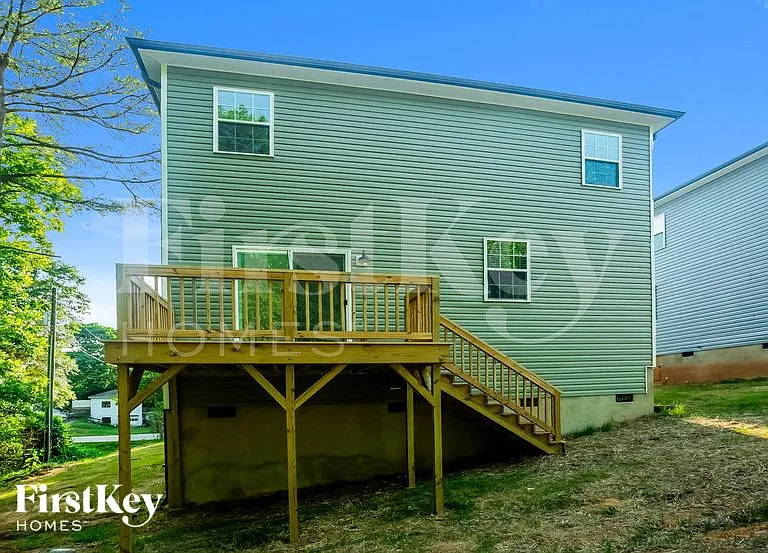 1242 Pless St NW — Photo 14