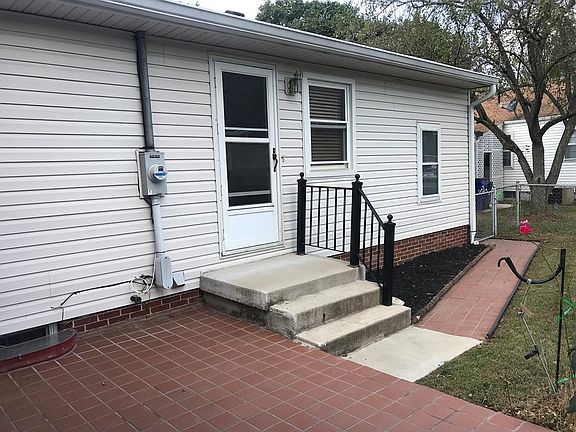 5th image of 375 Delano Ave