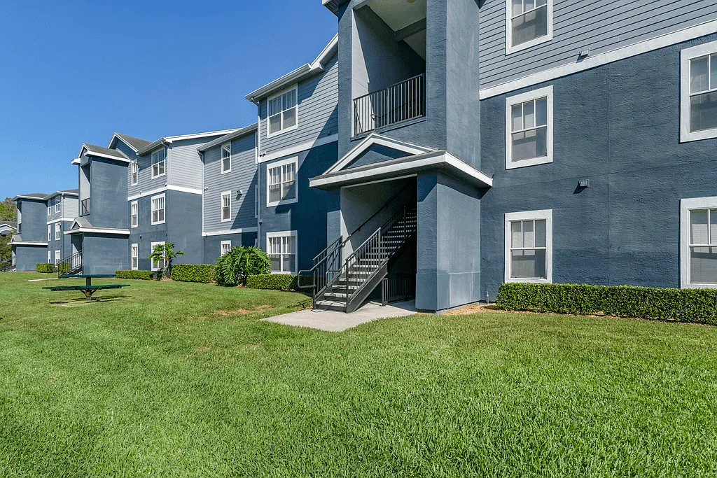 Westminster Apartments — Photo 4