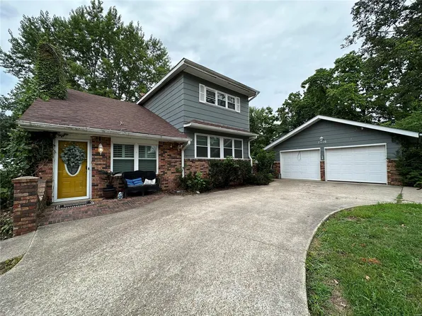 1405 Barron Rd, Poplar Bluff, MO 63901