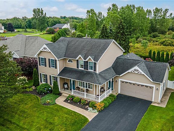 4th image of 7202 Brookside Dr