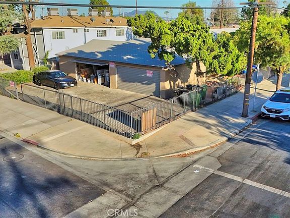 5th image of 6944 Radford Ave