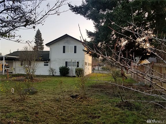 4th image of 419 173rd St S