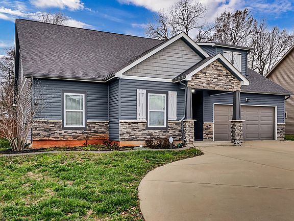 3rd image of 1012 Michaela Cir