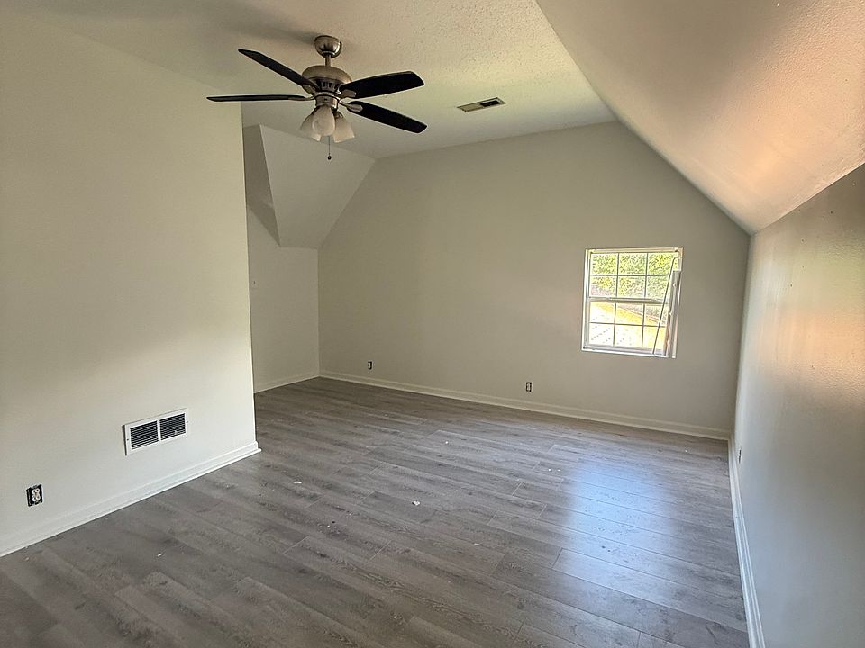 1st image of 404 E Church St APT C