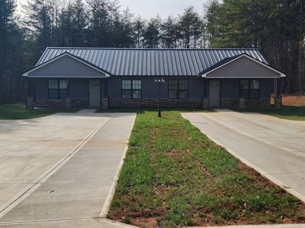 3833 Goodson Rd #3833