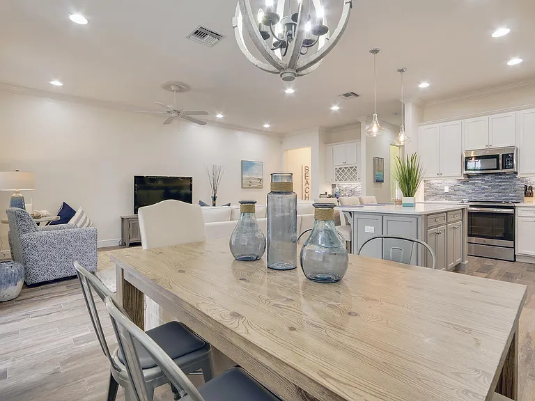 114 Ocean Breeze Dr — Photo 8