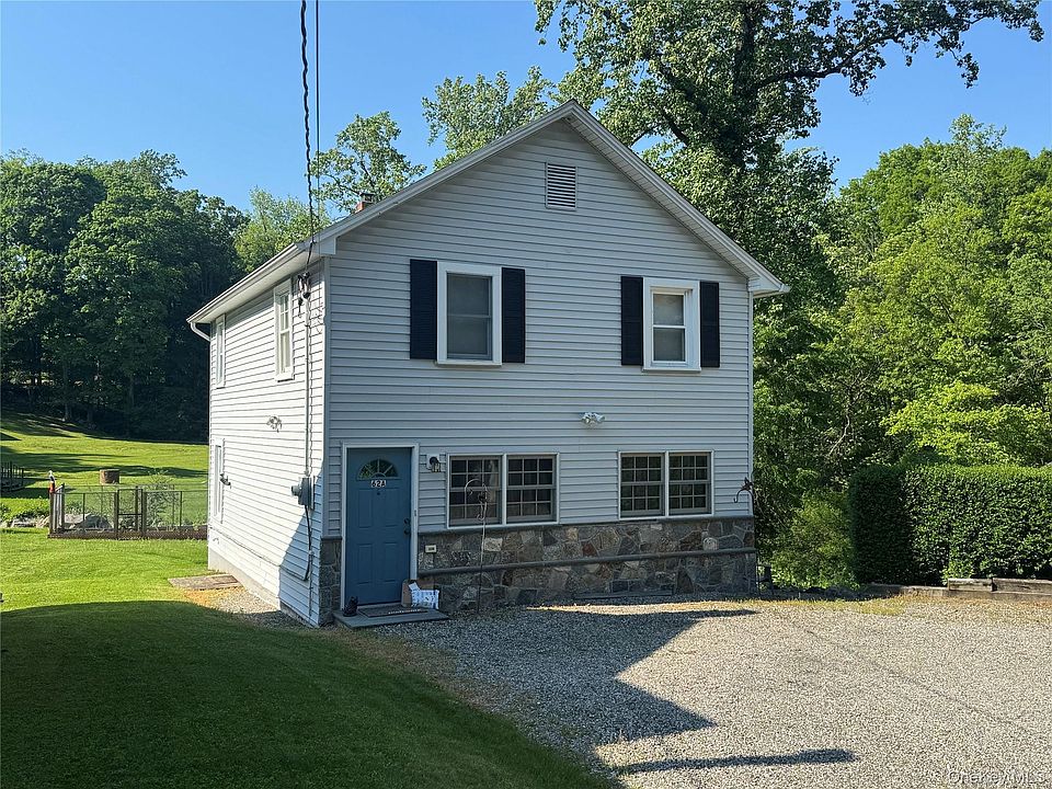 1st image of 62 Whippoorwill Rd E #A
