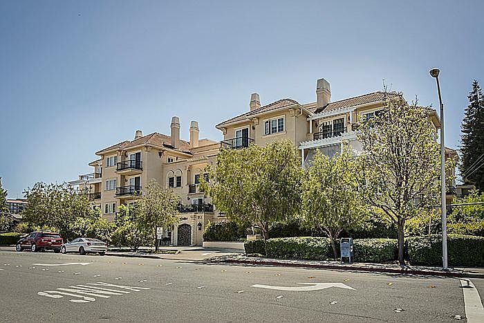 1st image of 153 N San Mateo Dr APT 103
