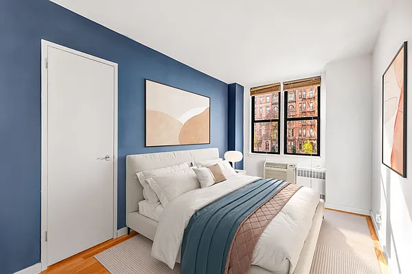 Sold by Sotheby's International Realty | media 16