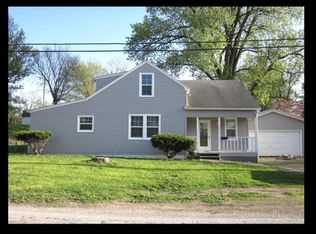 706 W Bourke St, Macon, MO 63552