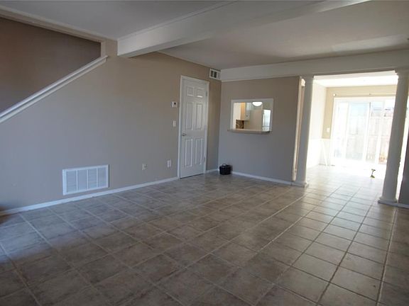 2nd image of 11319 N May Ave