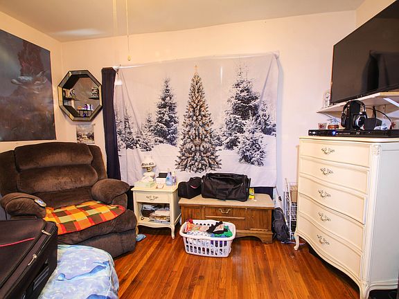 5th image of 612 Bensyl Ave