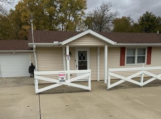 203 E Front St, Mansfield, IL 61854