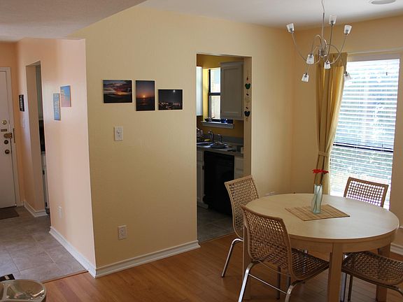 3rd image of 1404 Norwalk Ln