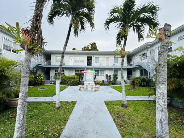 555 SW 16th Ave #11, Miami, FL 33135