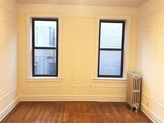 3rd image of 7811 Kew Forest Ln APT 4AB