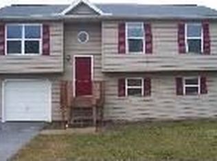 15 Northcrest Dr, York Haven, PA 17370