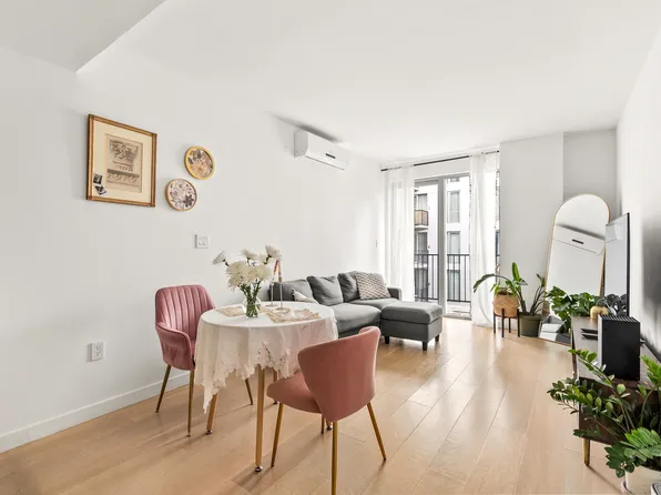 567 Ocean Avenue image 1 of 17